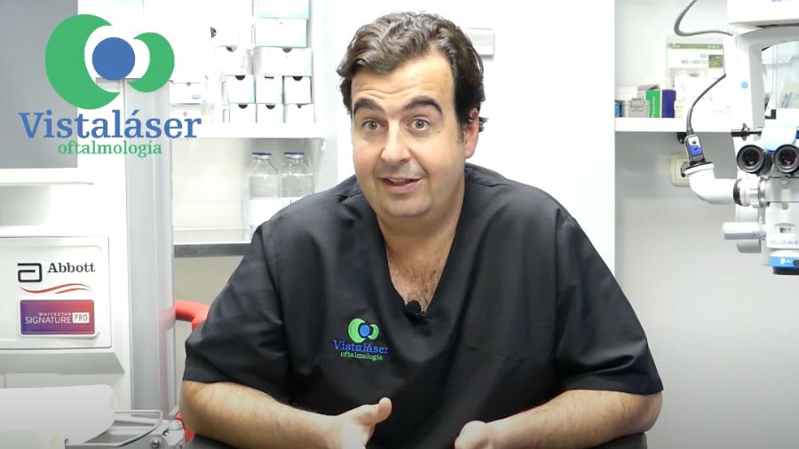 Oftalmólogo operado de la vista con cirugía láser